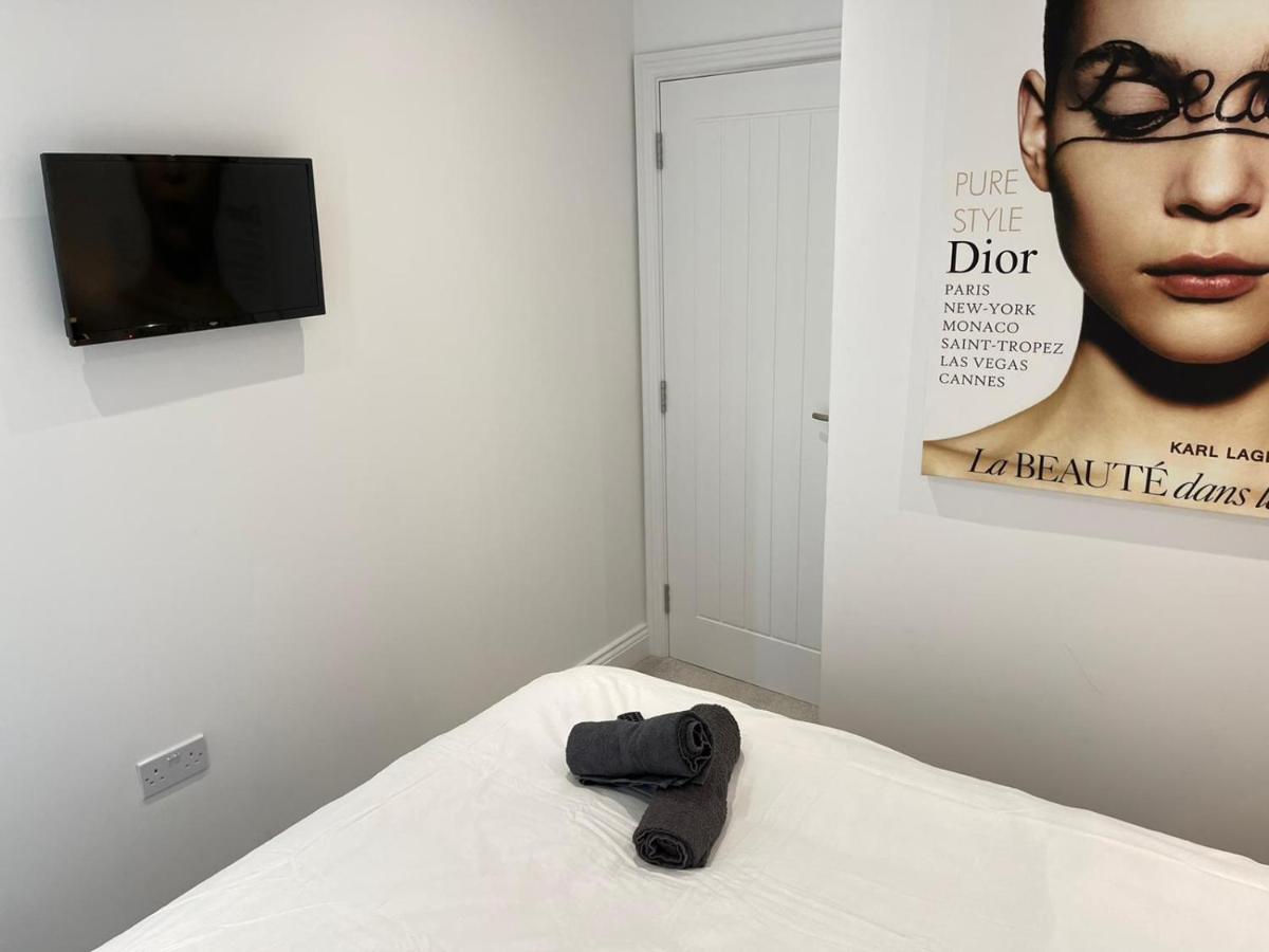 Ferienwohnung Salt Hill Windsor Legoland Eton Heathrow Luxury 2 Bed 1 Bath Free Parking Slough Exterior foto
